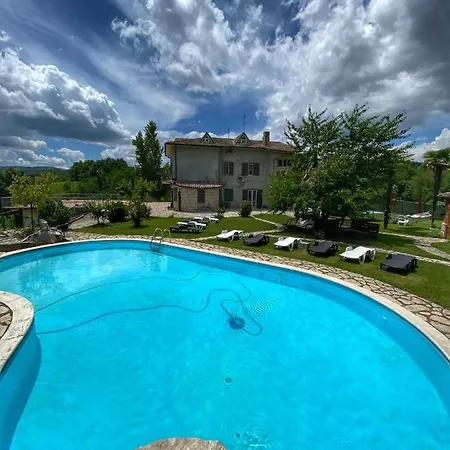 Aresini Bed & Breakfast